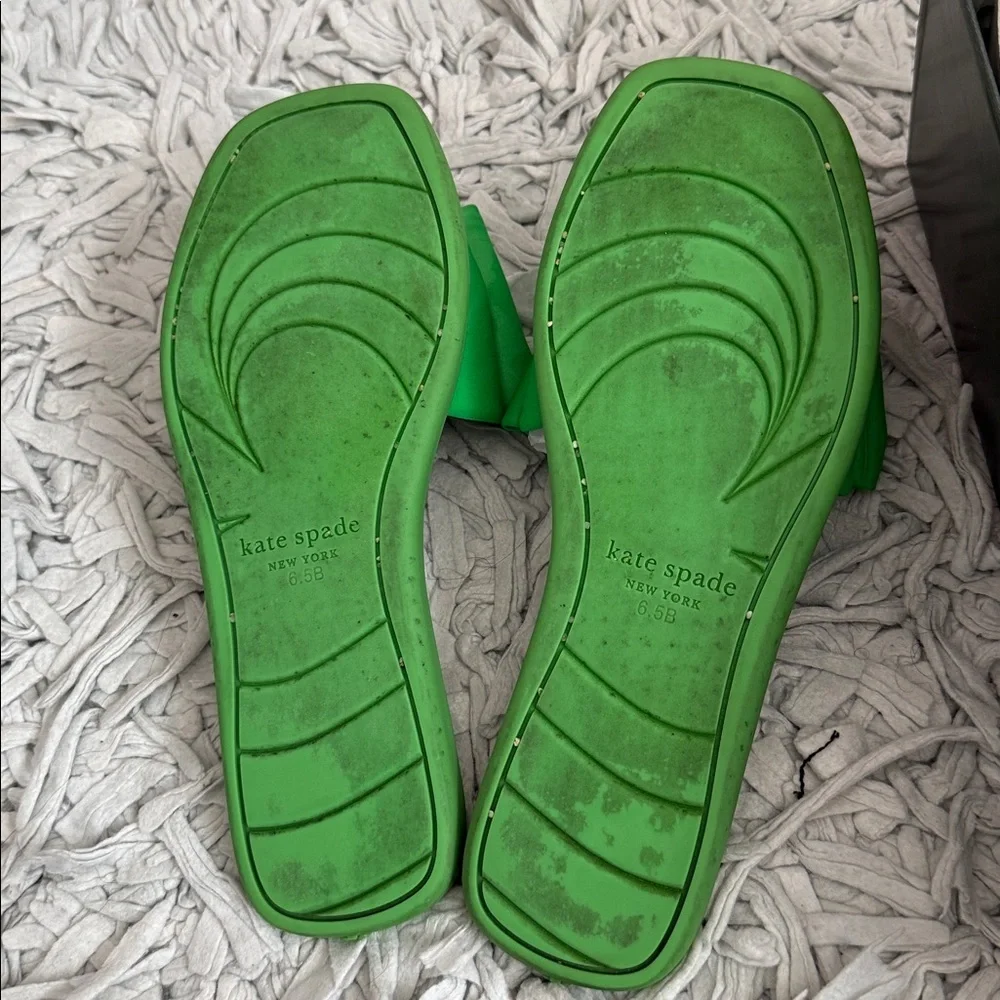 Kate Spade Vibrant Green Bow Sandals - Picture 5 of 7